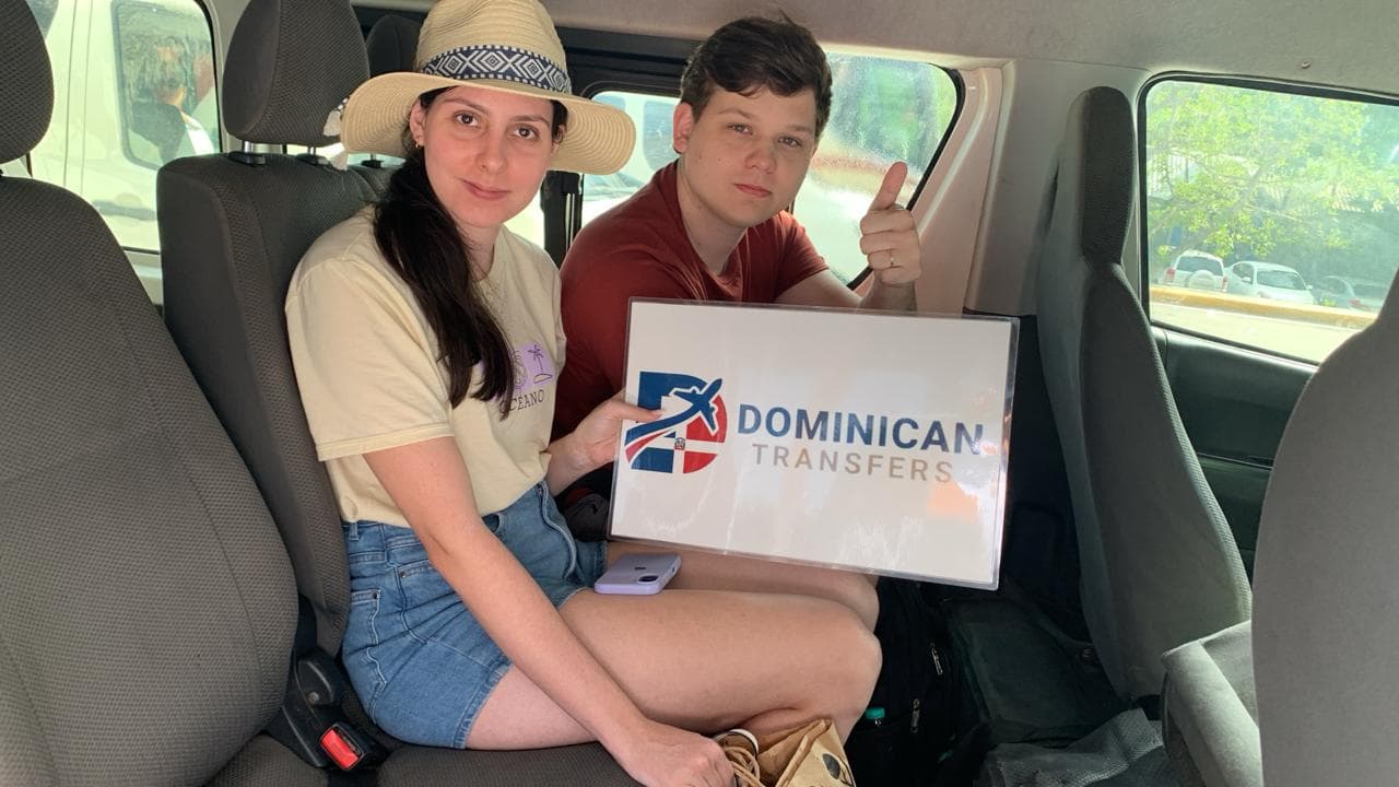 Person holding a certificate